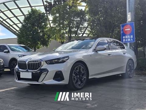 2024 BMW 5 Series 530Li Luxury M Sport Package - ავტომობილი ჩინეთიდან