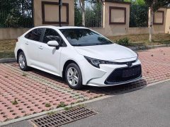 Toyota Corolla 1.8L CVT Luxury - ფოტო 3