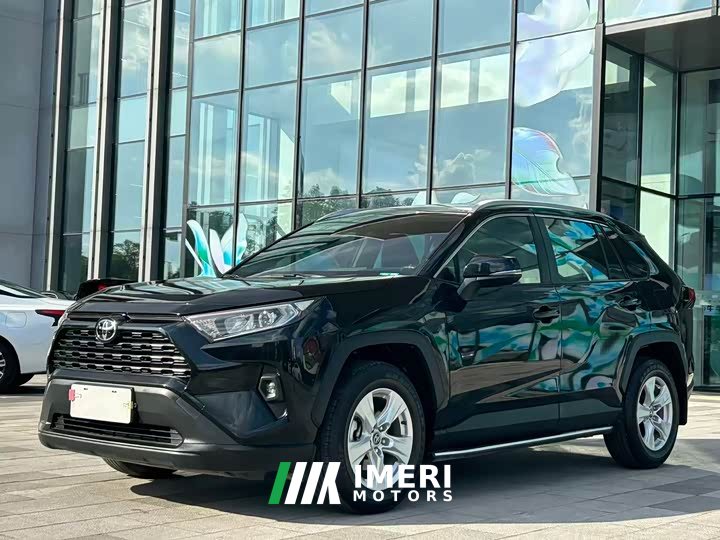 Toyota RAV4 2023 2.0L CVT FWD Urban Edition - ავტომობილი ჩინეთიდან