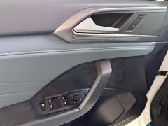 Volkswagen Touareg 300TSI FWD Full Moon Edition - ფოტო 9