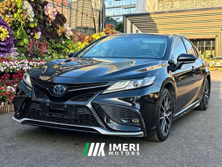 Toyota Camry Hybrid 2.5HS Sharp Luxury Edition - ავტომობილი ჩინეთიდან