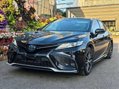 Toyota Camry Hybrid 2.5HS Sharp Luxury Edition - ფოტო 1