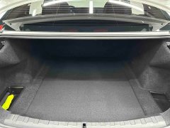 BMW 3 Series 320Li M Sport Package - ფოტო 10