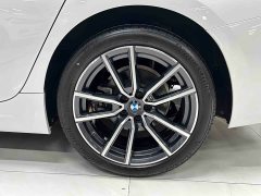 BMW 3 Series 320Li M Sport Package - ფოტო 17