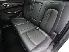 BYD Yuan Plus EV Glory Edition 100KM Premium 7-Seater - ფოტო 14