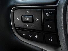 Lexus ES 200 Premium Edition - ფოტო 17