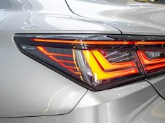 Lexus ES 200 Premium Edition - ფოტო 9