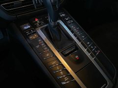Porsche 2021 Macan 2.0T - ფოტო 10