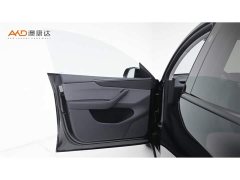 Tesla Model Y Rear-Wheel Drive - ფოტო 10