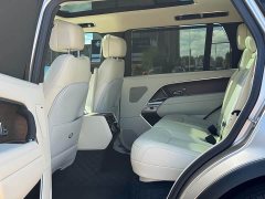 Land Rover Range Rover 2025 3.0L V6 400PS Extended Wheelbase Prestige Edition - ფოტო 20