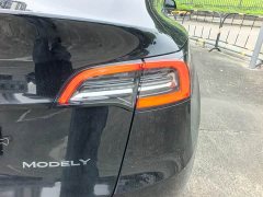 Tesla Model Y Standard Range RWD - ფოტო 16