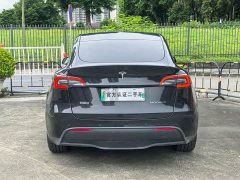 Tesla Model Y Standard Range RWD - ფოტო 18