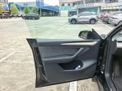 Tesla Model Y Standard Range RWD - ფოტო 4