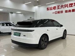 Li Auto i6 Two-Wheel Drive Standard - ფოტო 14