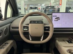 Li Auto i6 Two-Wheel Drive Standard - ფოტო 8