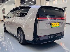 Li Auto MEGA Home Family Edition - ფოტო 15