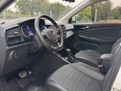 Volkswagen Jetta VS5 280TSI Automatic Entry-Level - ფოტო 8
