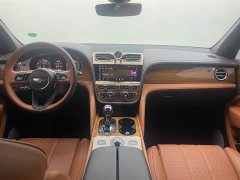 Bentley Bentayga 4.0T V8 Long Wheelbase - ფოტო 7