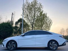 Hyundai Elantra 2023 1.5L CVT GLX Elite - ფოტო 4