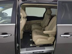 Buick GL8 Land Executive Cabin 652T Luxury - ფოტო 15