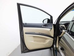 Buick GL8 Land Executive Cabin 652T Luxury - ფოტო 8