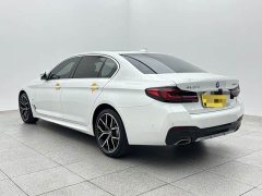 BMW 5 Series Facelift 530Li Luxury M Sport Package - ფოტო 4