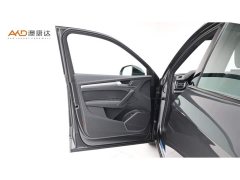 Audi Q5L 40 TFSI Luxury Dynamic - ფოტო 10