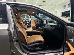 Lexus ES 200 Premium Edition - ფოტო 16