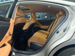 Lexus ES 200 Premium Edition - ფოტო 7