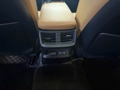 Lexus ES 200 Premium Edition - ფოტო 8
