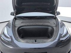 Tesla Model Y Rear-Wheel Drive - ფოტო 10