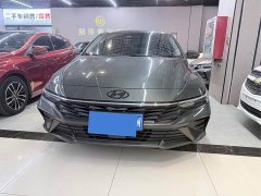 Hyundai Elantra 2023 1.5L CVT Luxury - ფოტო 2