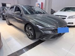 Hyundai Elantra 2023 1.5L CVT Luxury - ფოტო 3