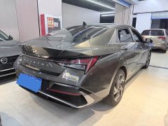 Hyundai Elantra 2023 1.5L CVT Luxury - ფოტო 8
