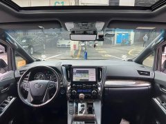 Toyota Vellfire Crown Hybrid 2.5L HV Luxury Edition - ფოტო 5