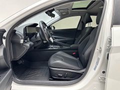 Hyundai Elantra 1.5L CVT Luxury - ფოტო 7