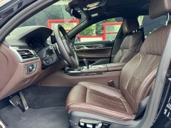 BMW 7 Series 730Li M Sport Package - ფოტო 12