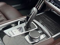 BMW 7 Series 730Li M Sport Package - ფოტო 18