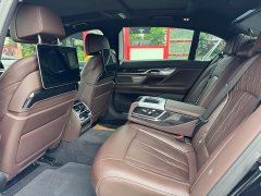 BMW 7 Series 730Li M Sport Package - ფოტო 19
