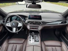 BMW 7 Series 730Li M Sport Package - ფოტო 8