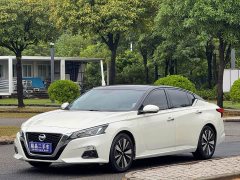 Nissan Teana 2.0L XL Comfort - photo 1