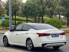 Nissan Teana 2.0L XL Comfort - photo 19
