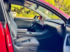 Tesla Model Y Long Range All-Wheel Drive - ფოტო 7
