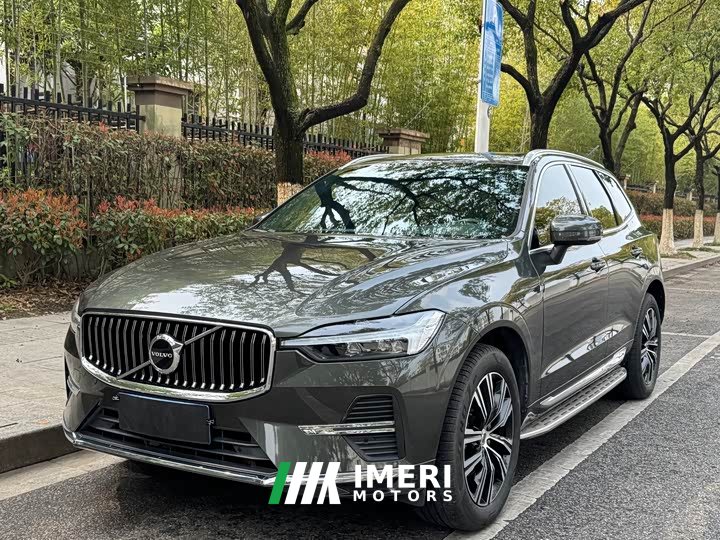 Volvo XC60 B5 AWD Smart Remote Luxury Edition