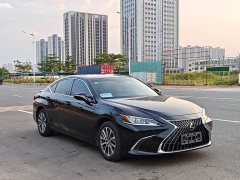 Lexus ES 2022 300h Excellence Edition - ფოტო 1
