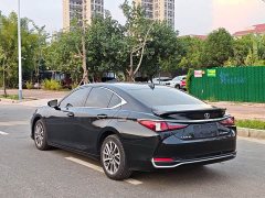 Lexus ES 2022 300h Excellence Edition - ფოტო 3