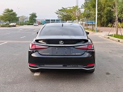 Lexus ES 2022 300h Excellence Edition - ფოტო 4
