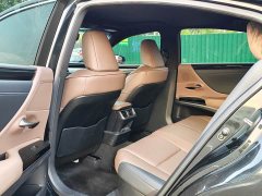 Lexus ES 2022 300h Excellence Edition - ფოტო 7