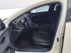 BYD Dolphin 06 DM-i Touring DM-i 80KM Luxury Edition - ფოტო 9
