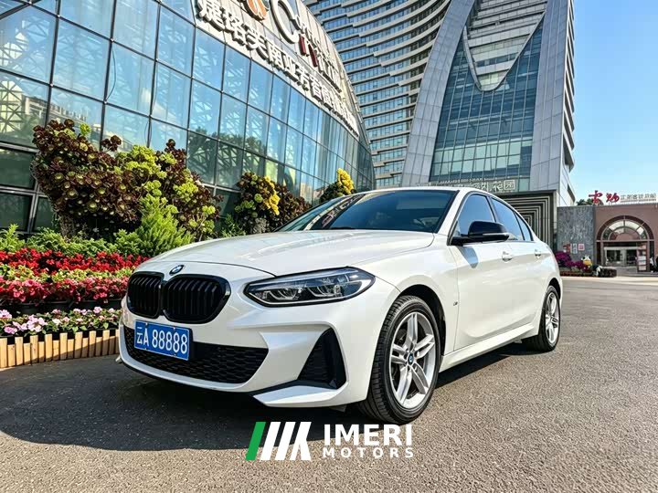 BMW 1 Series 2020 120i M Sport Package - ავტომობილი ჩინეთიდან